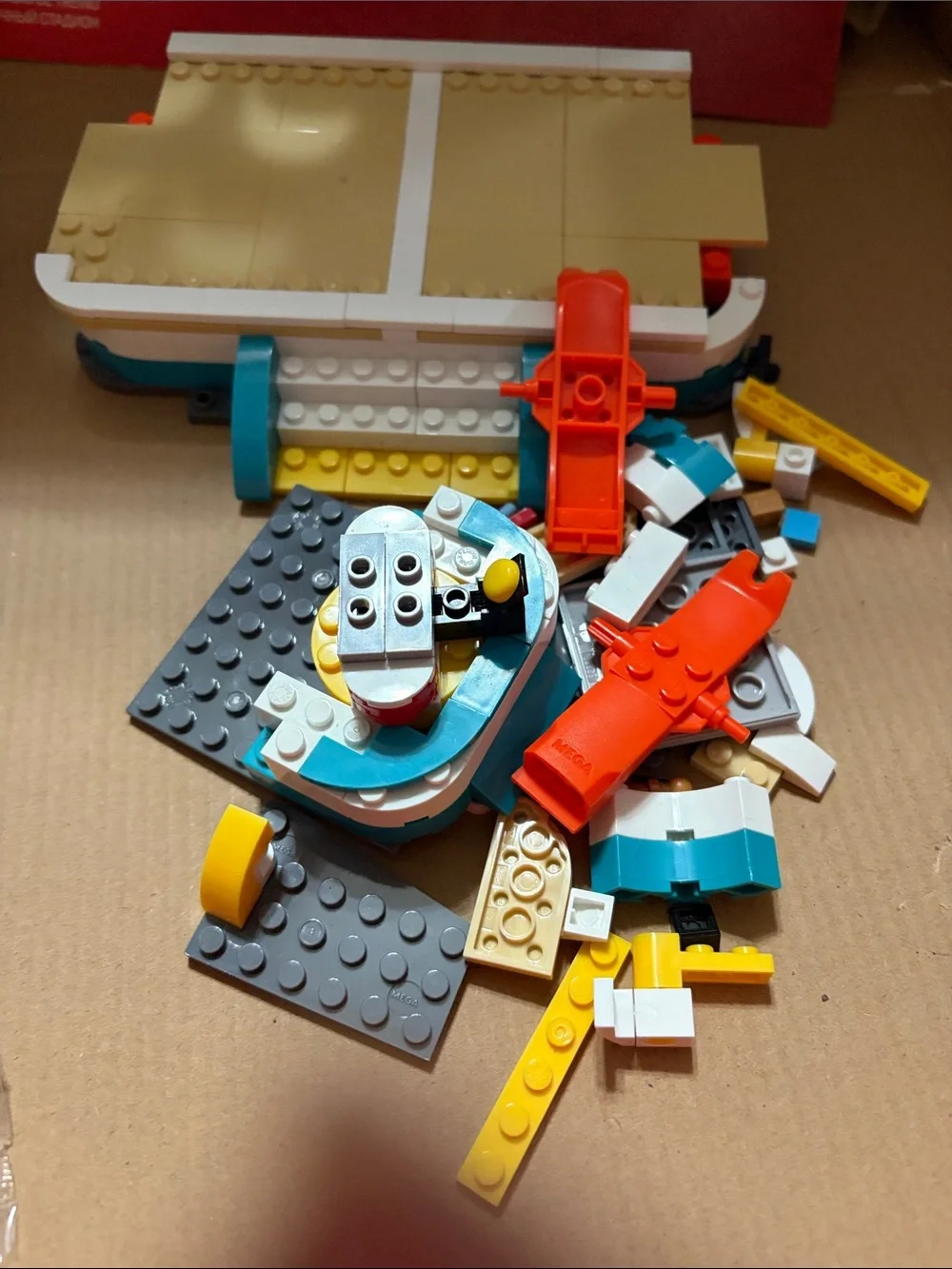 Mega Pokémon Training Stadium Set